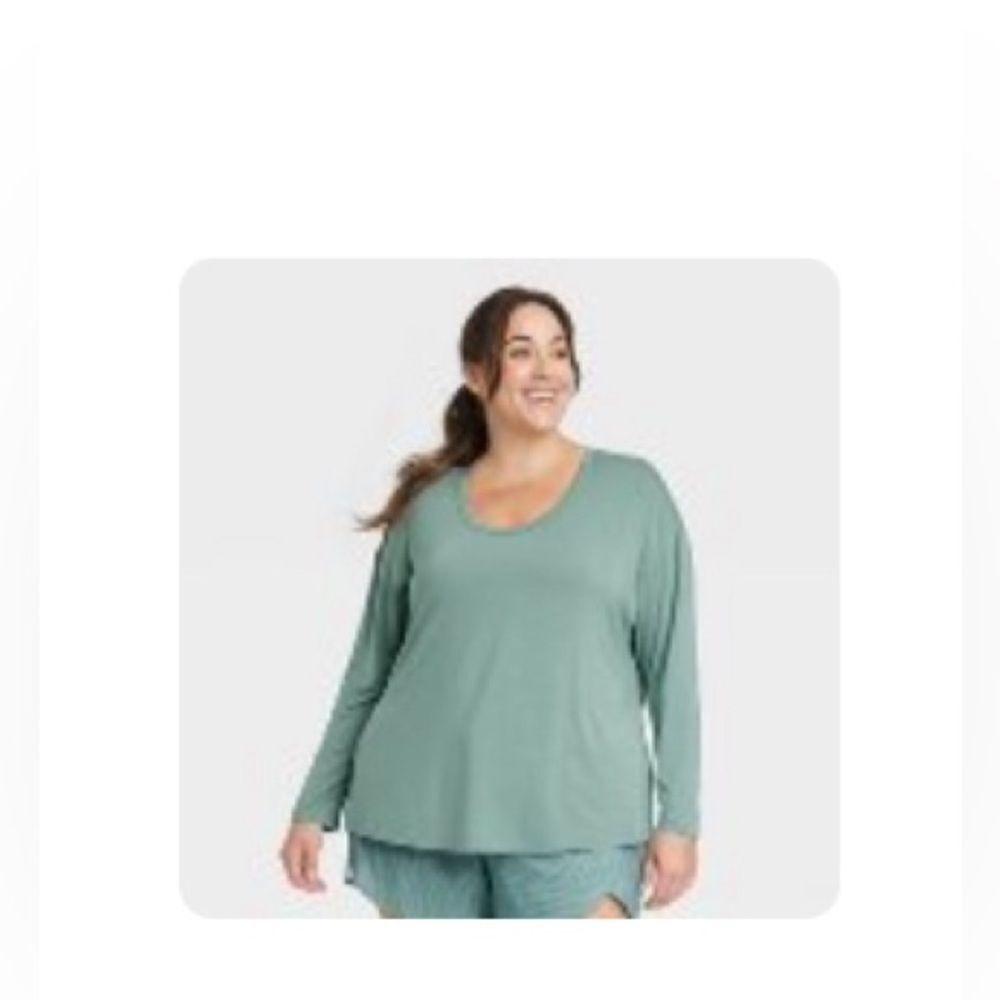 All‎ in Motion Women's Legging Friendly Side Slit Long Sleeve Top Green XXL